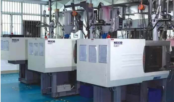 Technical Parameters Of The Injection Molding Machine - DGMF Mold Clamps Co., Ltd