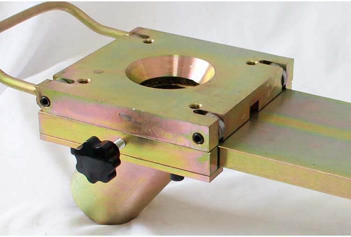 Mechanical slide gate valve for hopper - DGMF Mold Clamps Co., Ltd