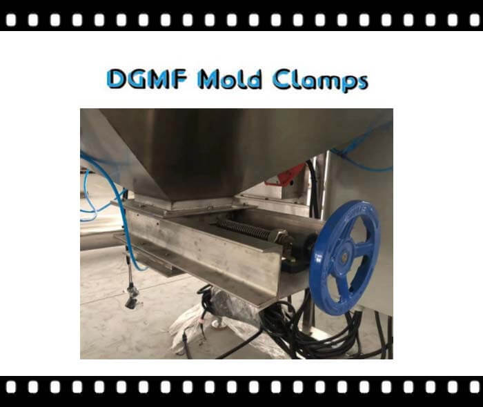 DGMF Mold Clamps Co., Ltd - Heavy-duty Manual Square Slide Gate Valve For Power Metallurgy, Carbon, Chemical Industries